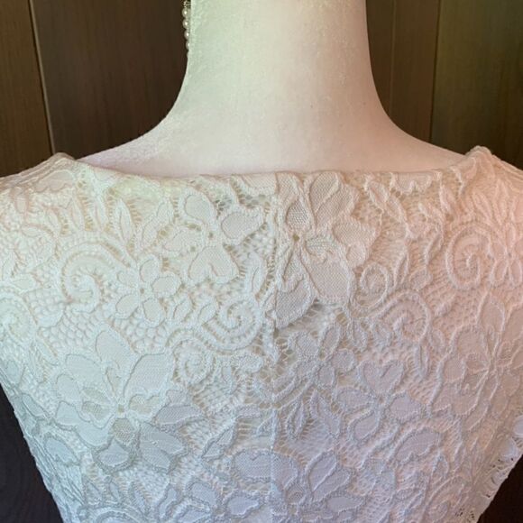 PattyBoutik Lace Overlay Ivory Dress L *NWT* - Picture 11 of 16